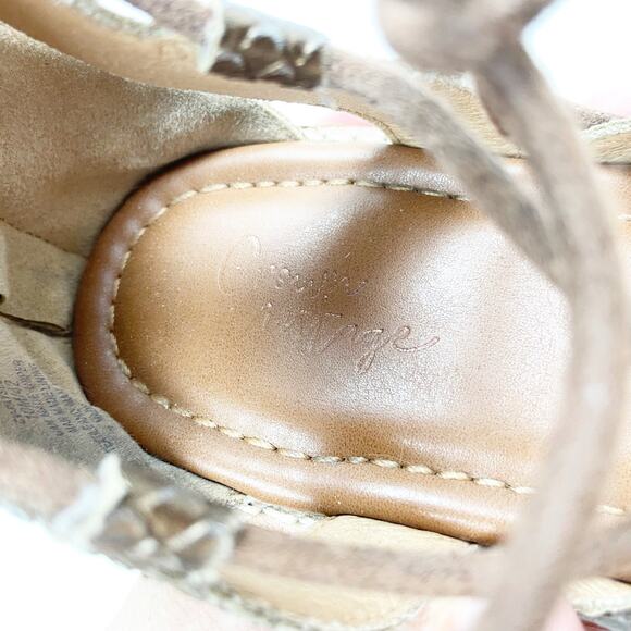 Crown Vintage Gladiator Flat Paysley Sandal Strappy Gold Women's Size 10 Stylish - Picture 8 of 12